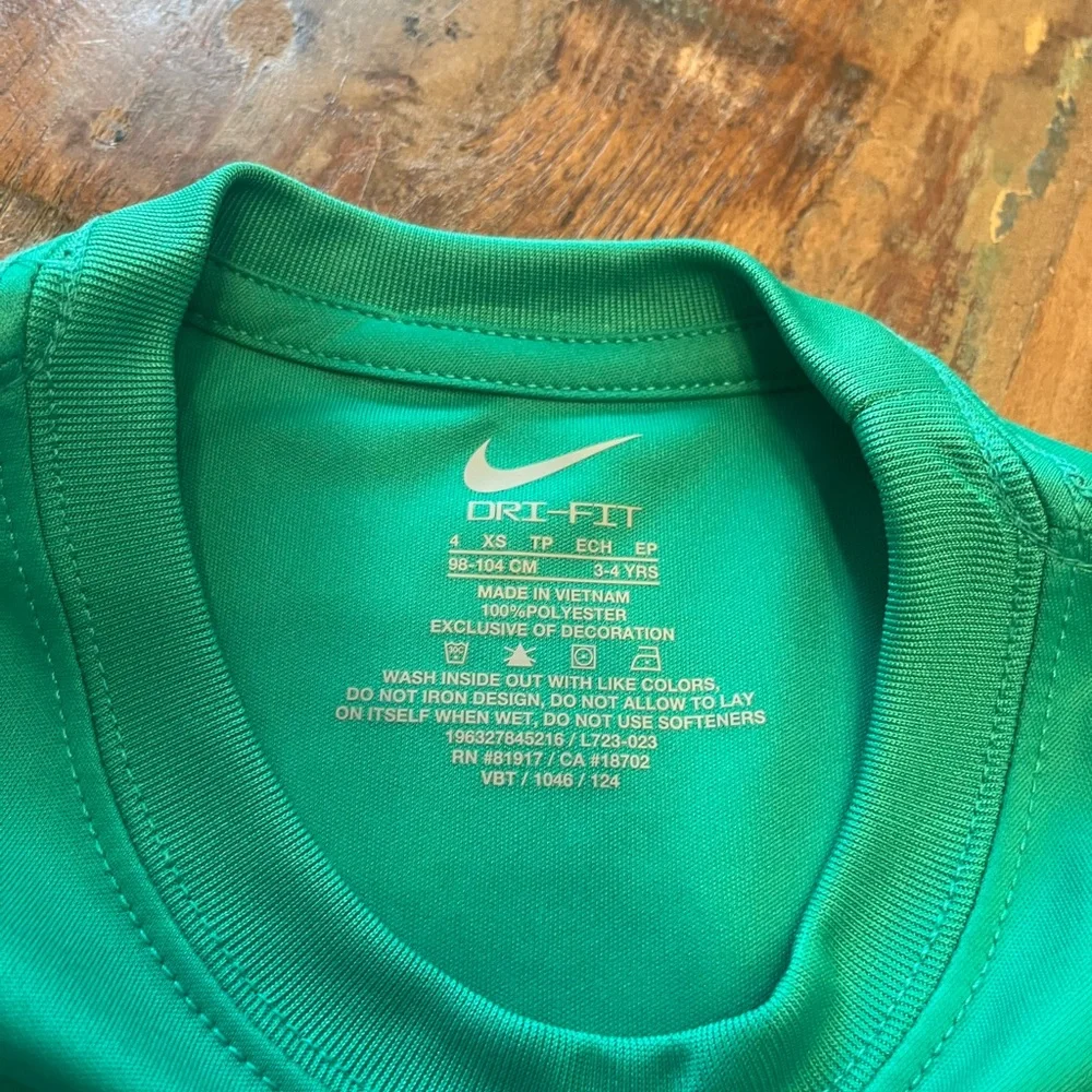 NWT Nike Boys 2 Piece Shorts Set - Picture 3 of 6